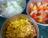 स्टीम दाल मोट मूंग चना चाट(steam dal moth moong chana chaat recipe in hindi) रेसिपी चरण 3 फोटो