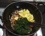 A picture of step 2 of Palak ki sabji.