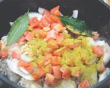 Foto del paso 3 de la receta: Pollo guisado con hinojo y Garbanzos