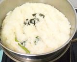 Foto langkah ke 4 dari resep Beras Ketan Urap Kelapa.