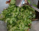 Foto langkah ke 3 dari resep Tumis Pare.