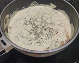 A picture of step 3 of Chicken in Creamy Bacon Mushroom Sauce.