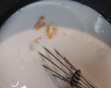 A picture of step 2 of Bread Halwa.