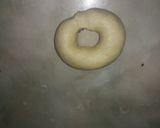 صورة لخطوة 3 من وصفة اساور السميد محشية خضر