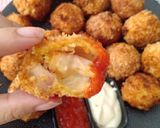 Foto langkah ke 4 dari resep Cheesy Chicken Ball.