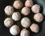 Foto del paso 4 de la receta: Albóndigas Manchegas con un punto crocante