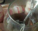 Foto langkah ke 1 dari resep Ice Tea Yakult.
