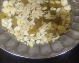 गाजर का हलवा (Gajar ka halwa recipe in Hindi) रेसिपी चरण 3 फोटो