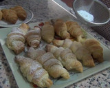 Foto del paso 6 de la receta: Croissant rellenos de crema pastelera sin huevo y sin leche