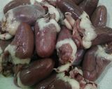 Foto langkah ke 1 dari resep 33. Jantung ayam bumbu kemiri.