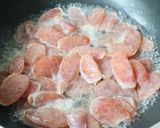 รูปขั้นตอนการทำที่ 1 ของ ยำกุนเชียงไข่แดงเค็ม_แซ่บจิ๊ด