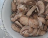 Foto langkah ke 1 dari resep Jamur Udang saus tiram.