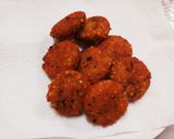 A picture of step 3 of Sabudana Tikki Chat.