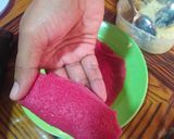 Foto langkah ke 6 dari resep Dadar Gulung Merah Putih.