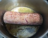 Foto del paso 1 de la receta: Rollo de carne picada con salsa de aceitunas negras
