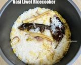 Foto langkah ke 12 dari resep Nasi Liwet Bakar Isi Ayam Suwir.