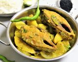 A picture of step 5 of Lau Ilish (Hilsa Fish cooked with Bottle Gourd - Bengali Style).