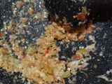 Kurupuk banjur sambal oncom