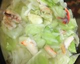 Hình bước làm 3 của món Canh bắp cải thịt ghẹ