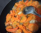 Foto langkah ke 5 dari resep Tumis Jamur Wortel.