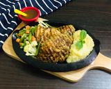 A picture of step 8 of Black pepper chicken steak.