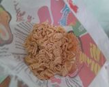 Foto langkah ke 1 dari resep Perkedel mie sat set.