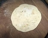 A picture of step 4 of Mixed vegetable stuffed paratha.