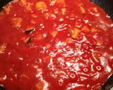 Foto del paso 2 de la receta: Salchichas con tomate