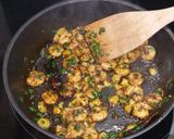 Foto del paso 3 de la receta Espaguetis con gambas al ajillo