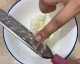 A picture of step 2 of Cheesy garlic bread.