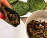 Foto del paso 4 de la receta: Tacos de espinacas con puerro y champiñones