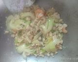 Foto langkah ke 2 dari resep Capcay Ayam Udang.