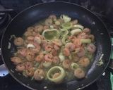Foto del paso 2 de la receta: Quinoa con camarones