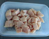 Foto del paso 1 de la receta: Pinchitos de 🐥 al ras al hanout