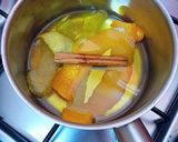Foto del paso 1 de la receta: Pestiños de limón y naranja con Canela infusionada en cítricos