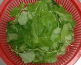 Foto langkah ke 1 dari resep Sayur Bayam Bening Super.