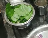 தூதுவளை தோசை (Thoothuvalai dosai recipe in tamil) ரெசிபி ஸ்டேப் 2 புகைப்படம்