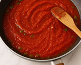 Foto del paso 4 de la receta: Pollo con tomate 🍅 🐓