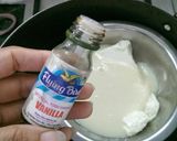 A picture of step 1 of White chocolate fudge.