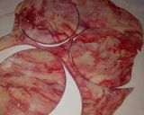 A picture of step 3 of Marble donut.