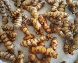 কাঁচা হলুদ থেকে গুঁড়ো হলুদ(Guro holud recipe in Bengali) রেসিপি ধাপ - 3 ছবি