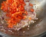 A picture of step 2 of Bhindi masala.