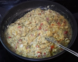 Foto del paso 2 de la receta: Pastel de patata con bacalao y pimiento rojo