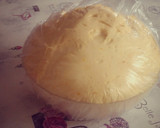 Foto del paso 3 de la receta: Coca de San Juan de Naranja confitada, crema pastelera y piñones