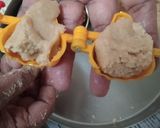 A picture of step 8 of Stuffed Rava Atta Modak Cookies.