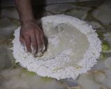 Foto del paso 5 de la receta: PrePizza casera!!🍕🍕