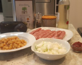Foto del paso 1 de la receta: Garbanzos con salchichas y berenjenas