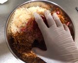 A picture of step 2 of Cheese Hamburg Steak.