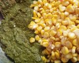 A picture of step 4 of Malaidaar Palak Corn.