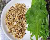 Hình bước làm 1 của món Sữa hạt điều rang + cải bó xôi 🥦🥦🥬🥬